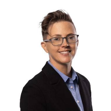 Professional photo of Kris Ray.